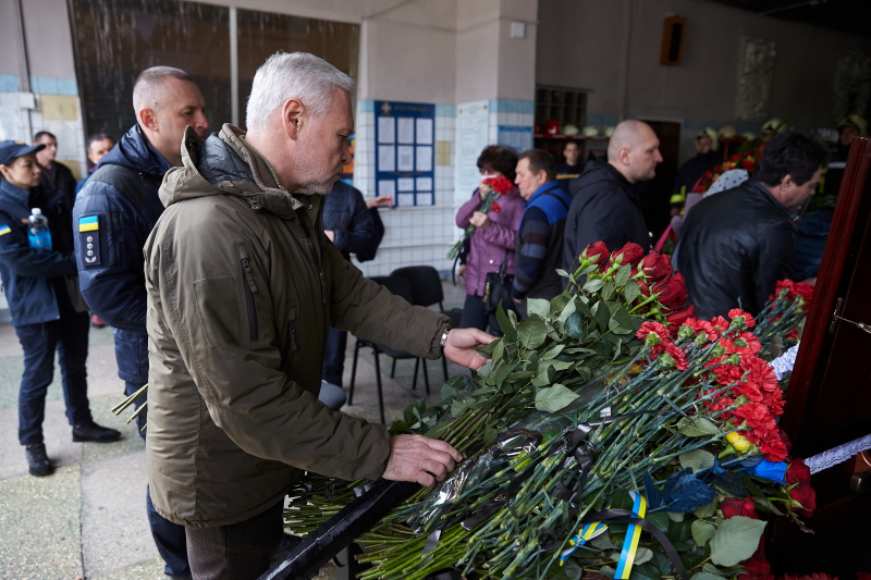 У Харкові попрощалися з загиблими рятувальниками - 2