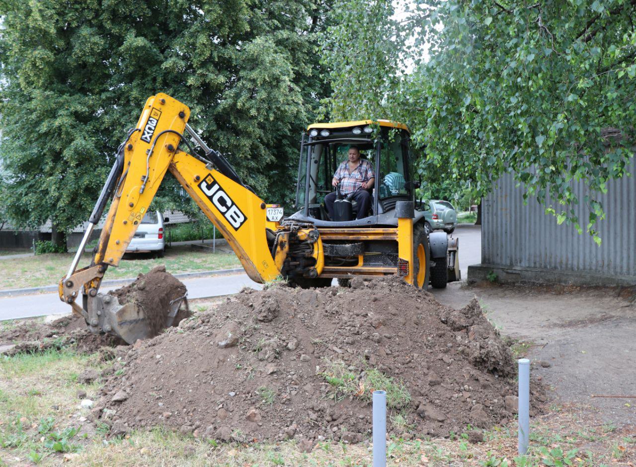 У Шевченківському районі оновлюють водовід