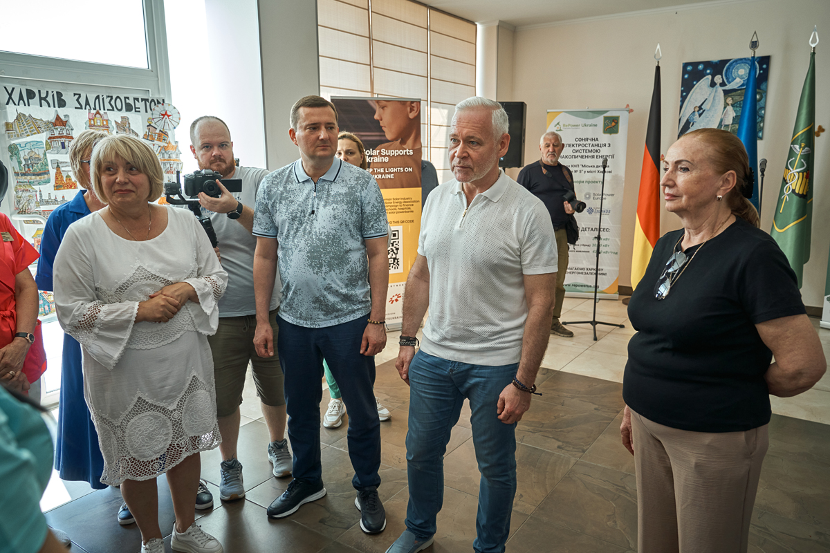 У дитячій лікарні встановили сонячну електростанцію - 13