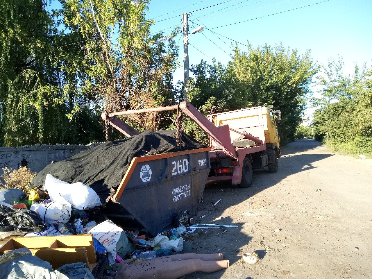 Комунальники активізували боротьбу зі стихійними звалищами - 3