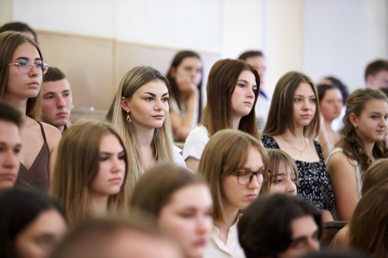 У медуніверситеті відбулася посвята в студенти - 4