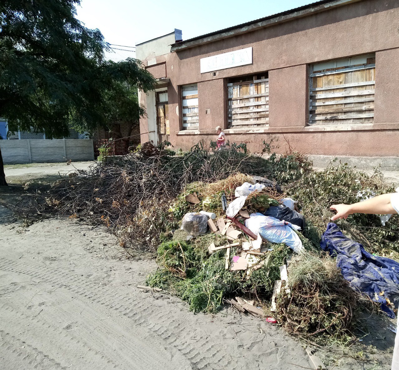 КВПВ продовжує усувати стихійні звалища - 1