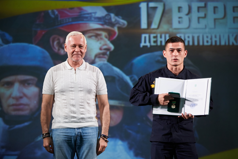 Ігор Терехов привітав харківських рятувальників з професійним святом - 12