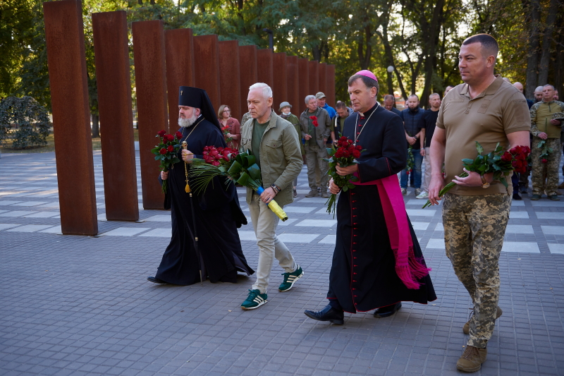 Ігор Терехов вшанував памʼять полеглих захисників та захисниць - 6