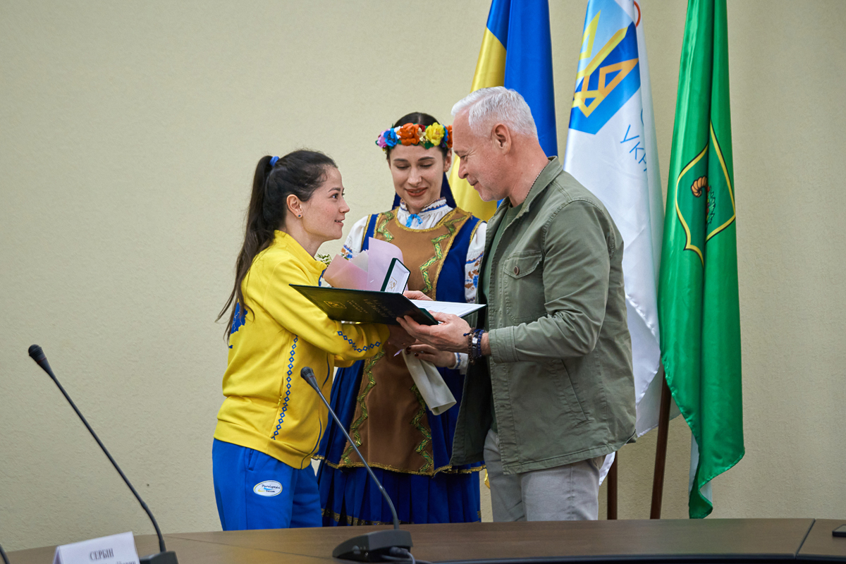 У Харкові привітали спортсменів-паралімпійців - 12