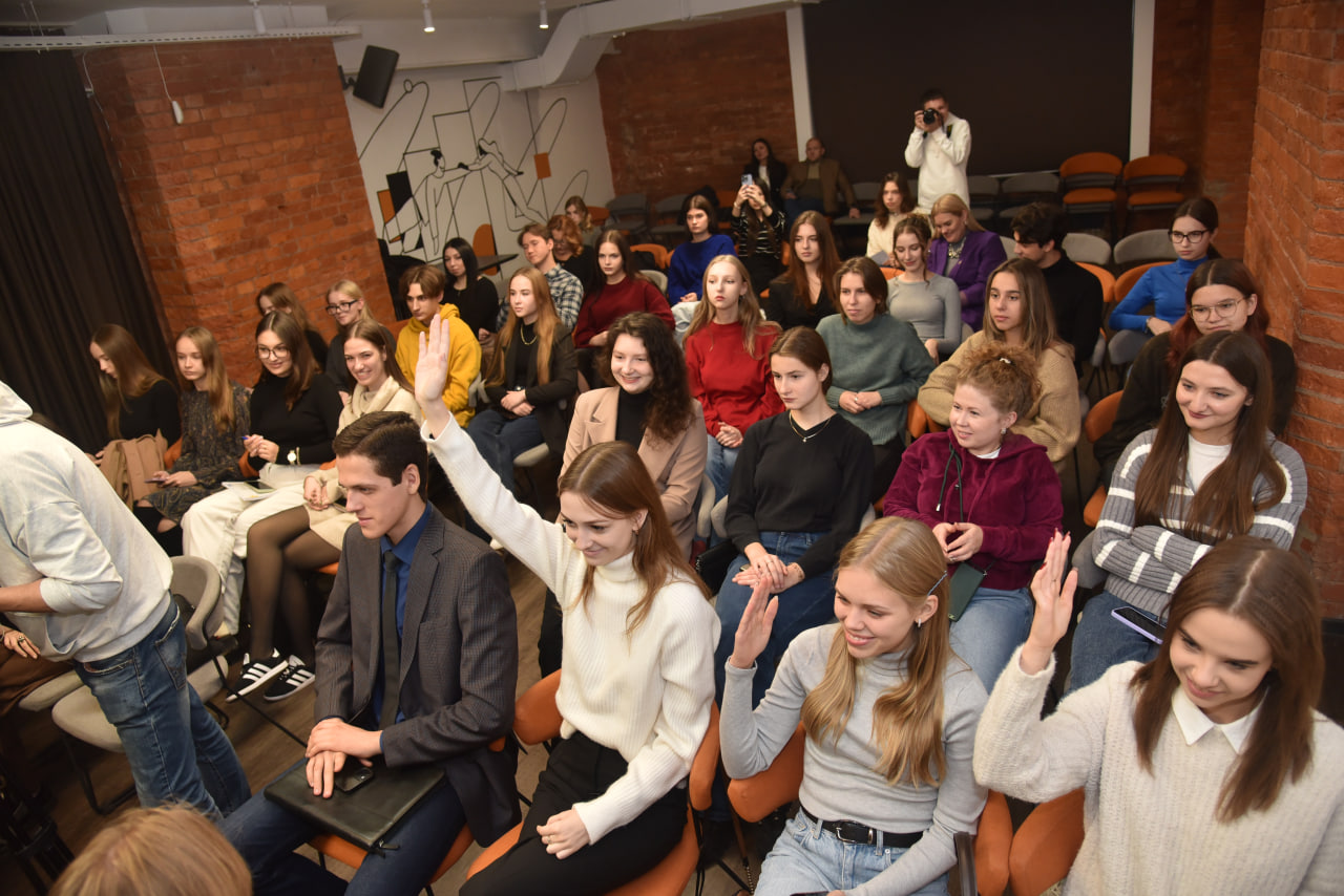 У Харкові відбулася зустріч молоді та представників міськради - 3
