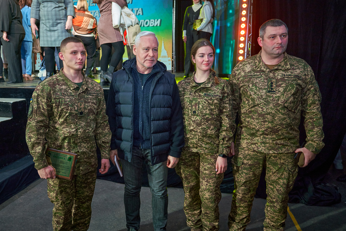 Ігор Терехов нагородив кращих учнів та студентів
