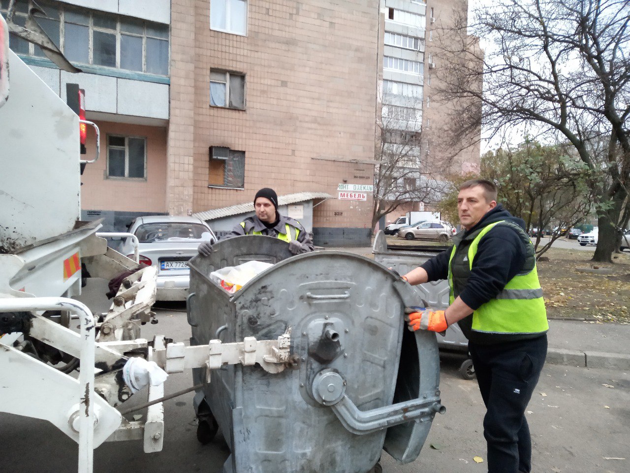 З Харкова за тиждень вивезли понад 28тисяч кубометрів сміття - 2