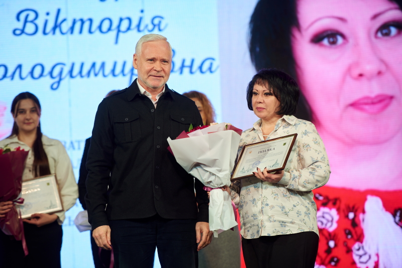 Ігор Терехов привітав жінок з прийдешнім святом - 14