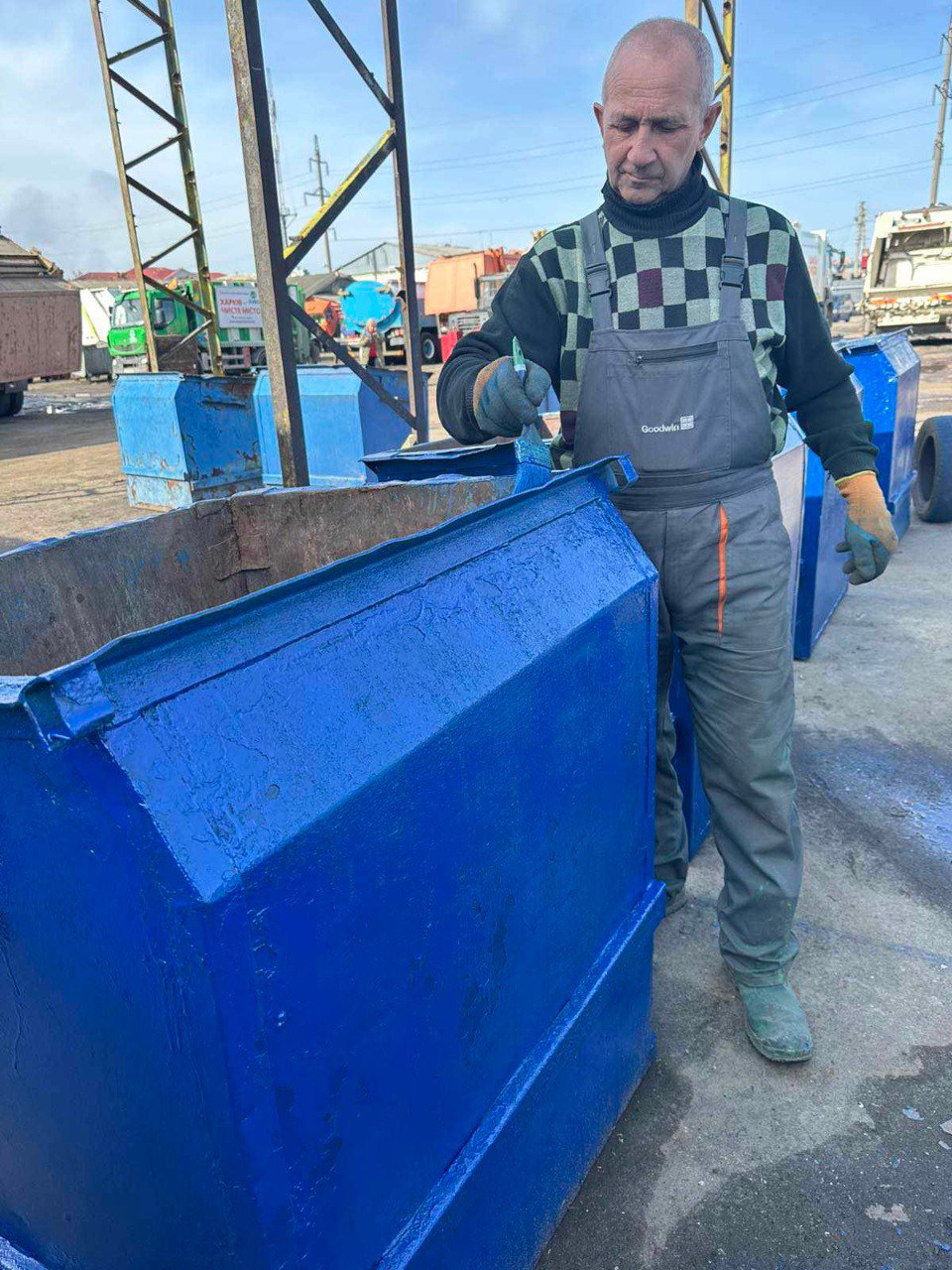 З Харкова за тиждень вивезли більше 23 тисяч кубометрів сміття - 2