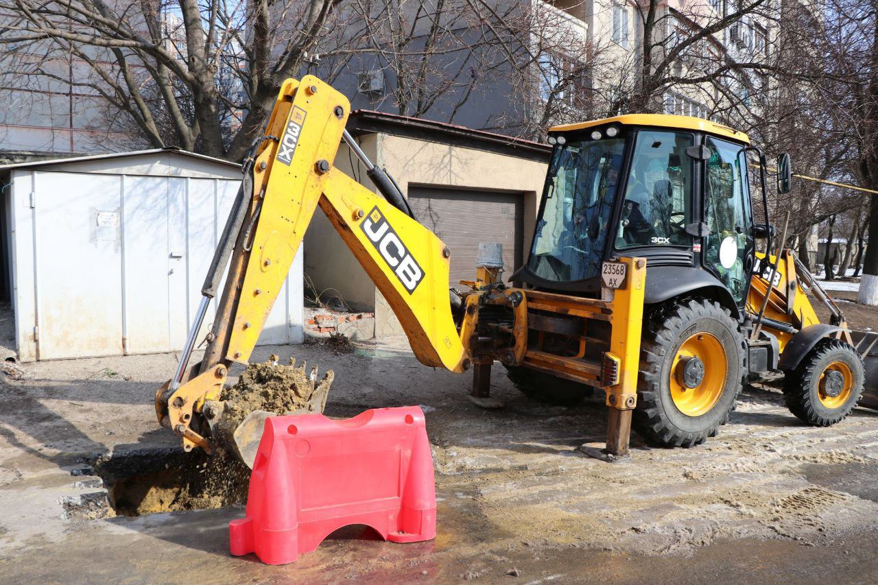У Харкові за місяць усунули понад 300 аварій на водоводах