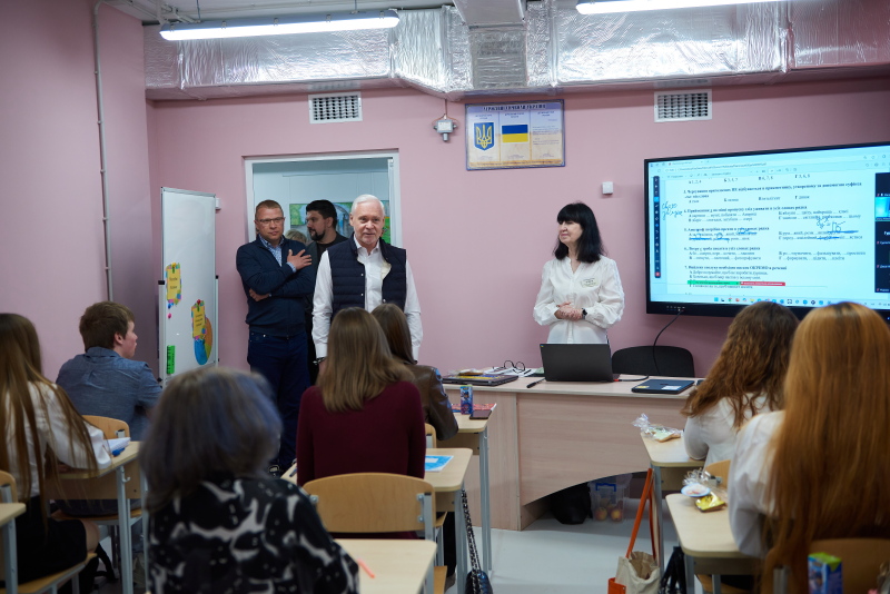 Ще в одній підземній школі Харкова почалося навчання - 13