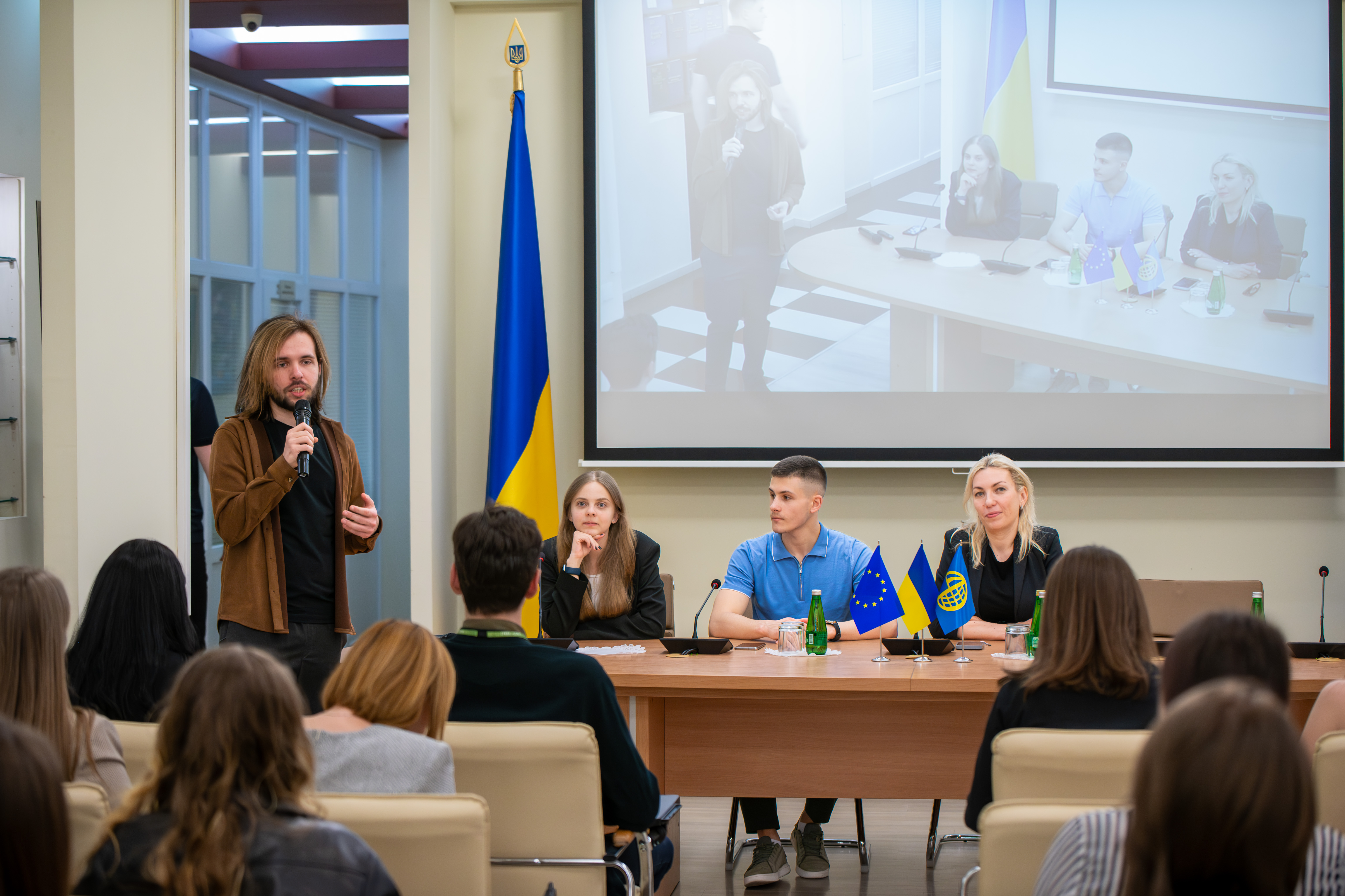 Молодь з Харкова відвідала дипломатичні установи у столиці - 5