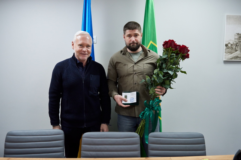 Ігор Терехов нагородив співробітників міської ради за оборону Харкова