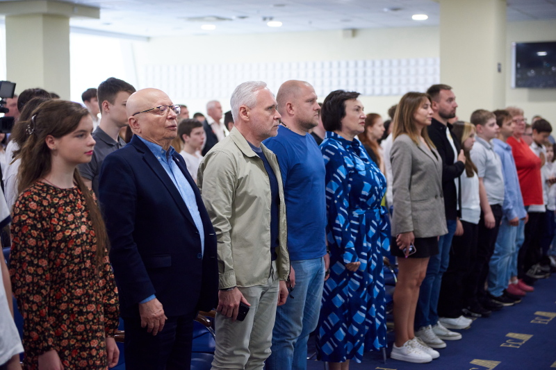 Ігор Терехов нагородив переможців спортивних шкільних ліг - 2