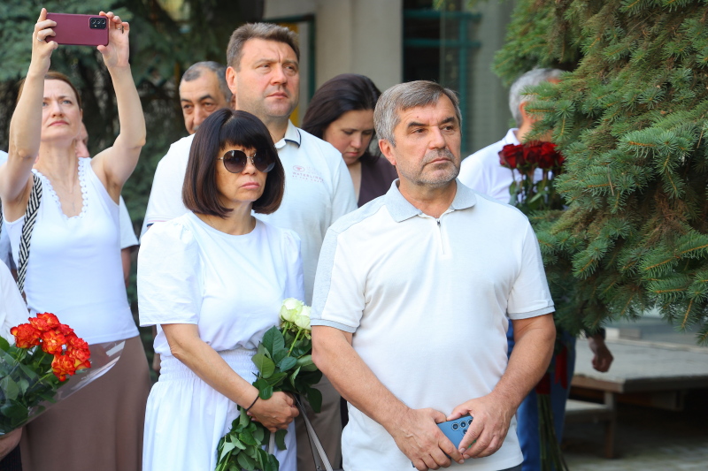 У Харкові відкрили меморіальну дошку Володимиру Сташису - 2