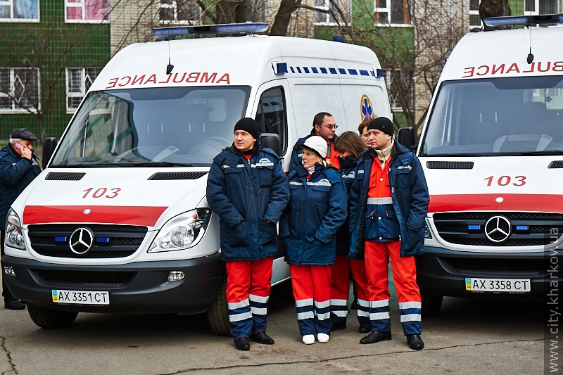 Місто і область отримали дев'ять нових реанімобілів