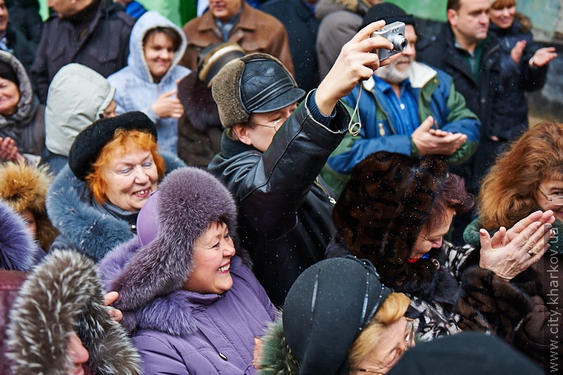 Перші мешканці будинку по пр. Московському, 248г повертаються в свої квартири (оновлено)