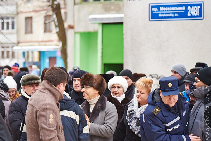 Перші мешканці будинку по пр. Московському, 248г повертаються в свої квартири (оновлено)
