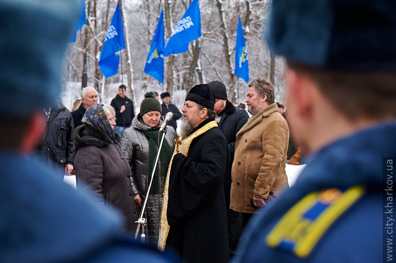 До пам'ятника загиблим червоноармійцям у Пилипівці поклали квіти