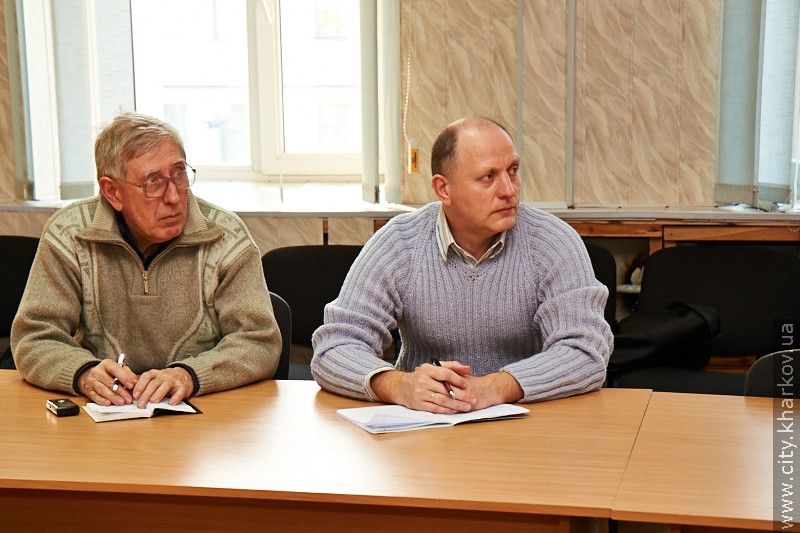 Влітку на вікнах підвалів житлових будинків почнуть встановлювати металеві решітки
