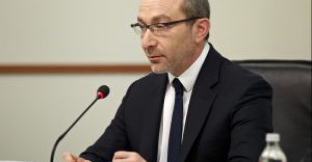 Геннадій Кернес: для наведення порядку на ринку ритуальних послуг потрібна стратегія