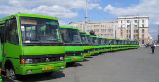 Міська влада планує ввести двоставковий тариф на проїзд у громадському транспорті