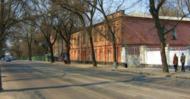 Рух по вулиці Трінклера перекриють на три дні