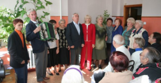 У терцентрі Червонозаводського району відсвяткували 8 Березня