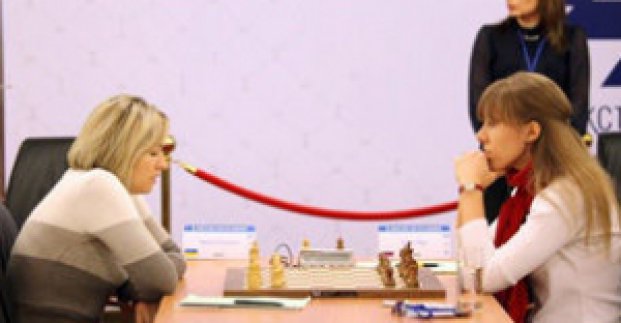 Ганна Ушеніна стала чемпіонкою світу з шахів у складі збірної України