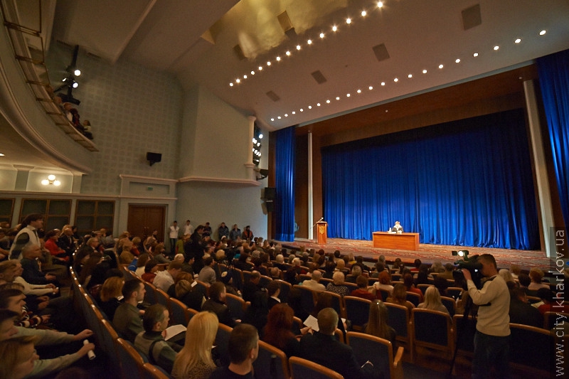 Торік громадські організації готували волонтерів і допомагали дітям-інвалідам