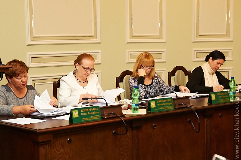 Площу Конституції продовжать реконструювати за кошти держбюджету