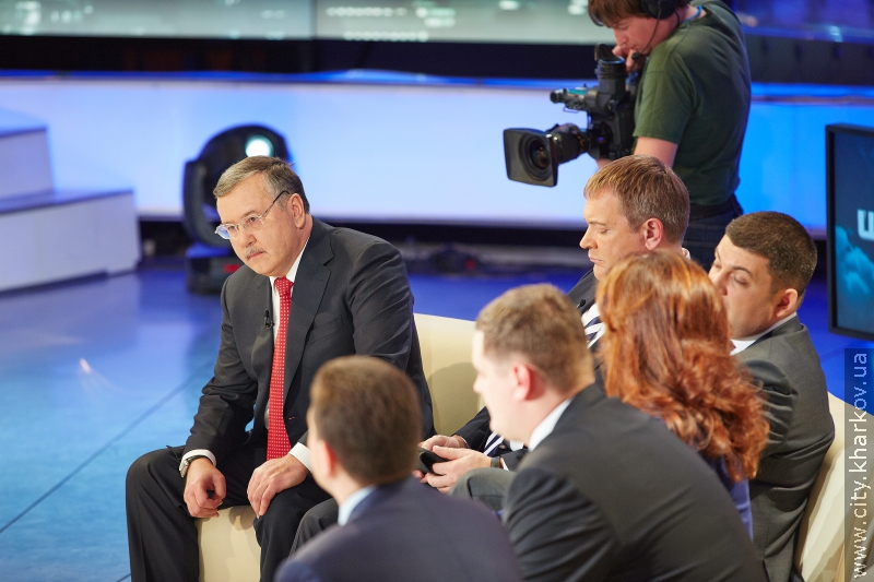 Геннадій Кернес: Політична кон'юнктура використовує ситуацію зі снігопадами у Києві в своїх цілях