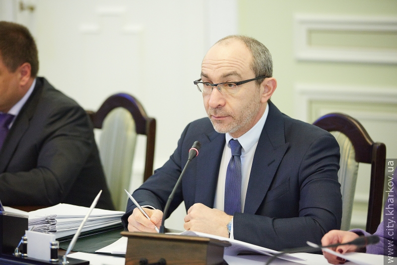 На розділовій смузі проспекту Леніна не буде реклами