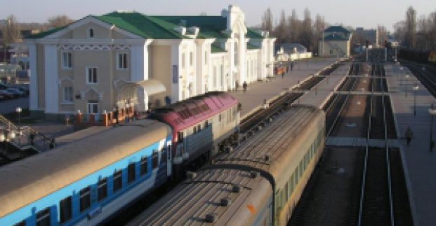 До літа з'являться три додаткових приміських потяги