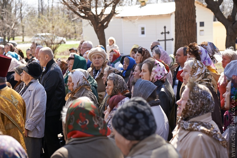 У Харкові освятили місце під майбутній храм Успіння Пресвятої Богородиці