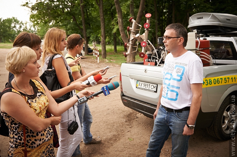 У Харкові презентували спецавтомобіль для боротьби з кліщами та комарями