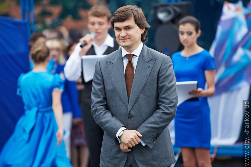 Геннадій Кернес привітав колектив Народної української академії з днем заснування