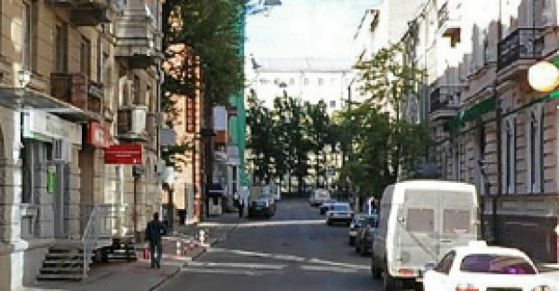 Рух транспорту по вулиці Донець-Захаржевського закрито до середини червня