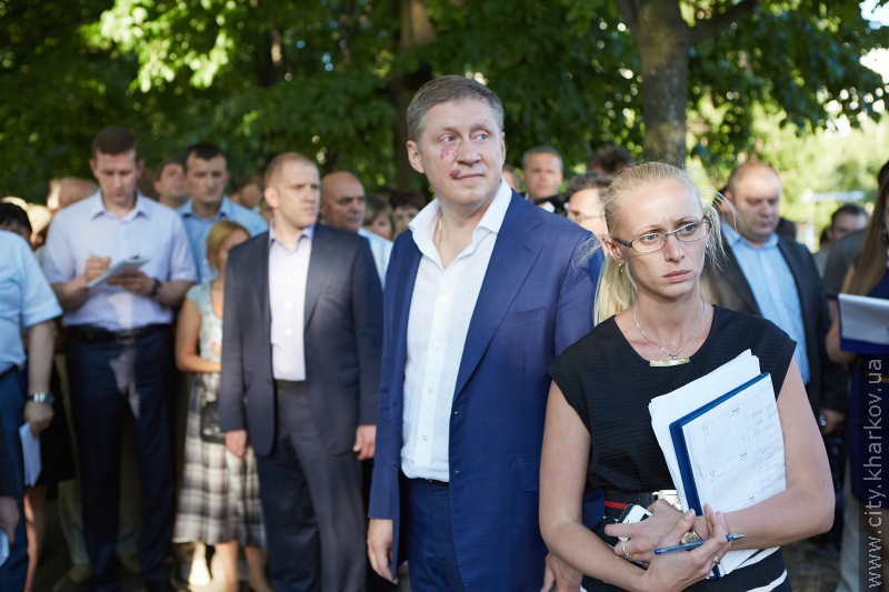 Геннадій Кернес провів зустріч з мешканцями будинків по проспекту Гагаріна