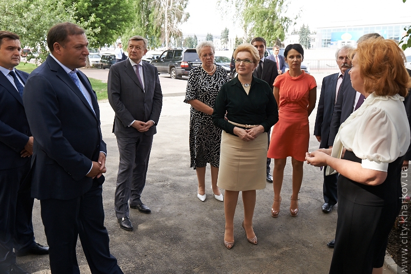 Раїса Богатирьова відвідала філію міської лікарні №13