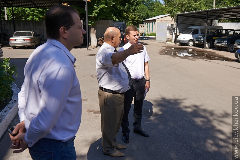 Наступного року в Харкові почнуть встановлювати «розумні під'їзди»