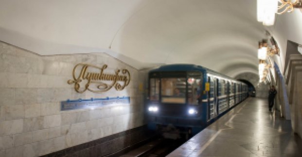 Наступного року в харківському метро впровадять систему автоведения поїздів
