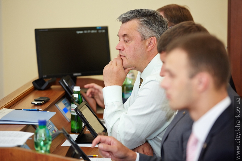 Геннадій Кернес: Я закликаю журналістів не демонструвати свій «професіоналізм» на загиблих людях