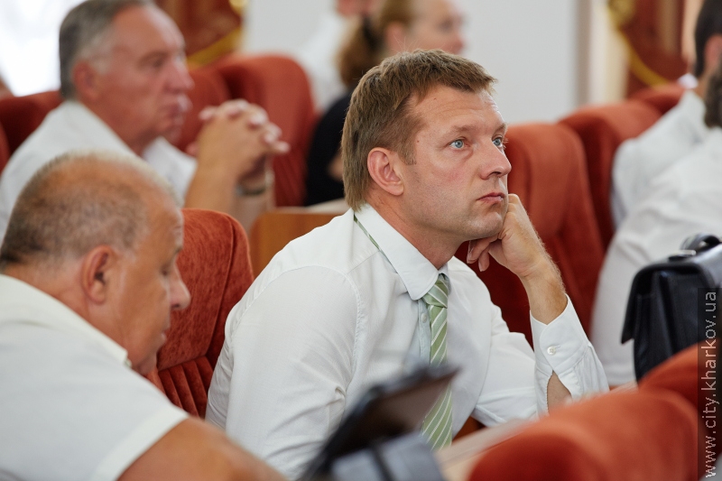 Геннадій Кернес: Я закликаю журналістів не демонструвати свій «професіоналізм» на загиблих людях