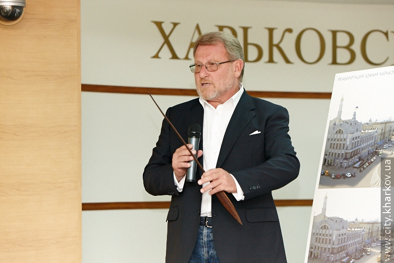 Площа перед оперним театром стане більш «відкритою»