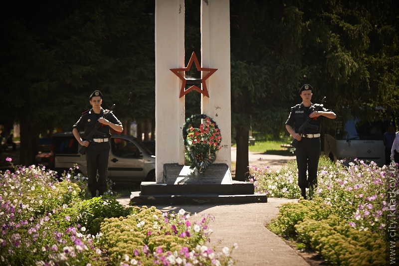 Естафету пам'яті «Слава переможцям і відбудовникам» передали Комінтернівському району