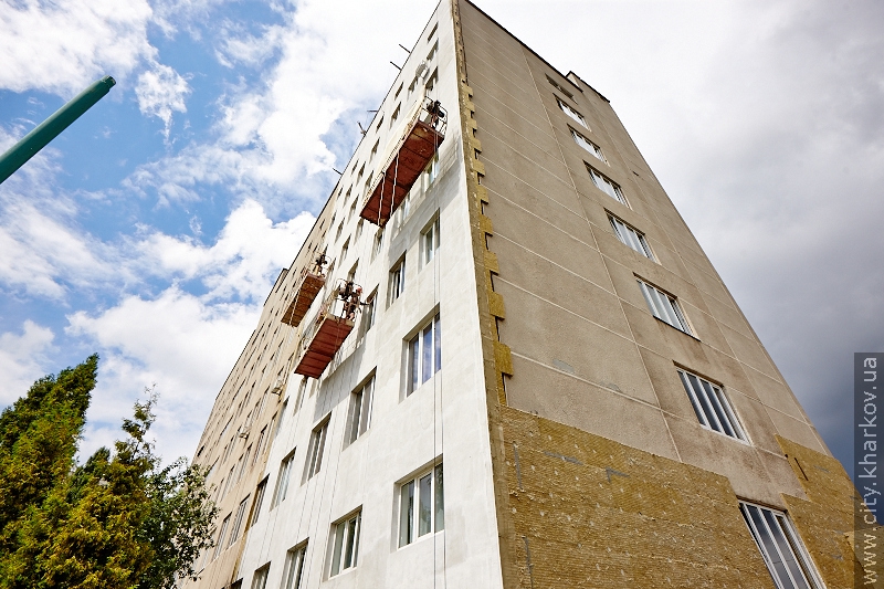 У лікувальних установах Харкова міняють вікна й утеплюють фасади