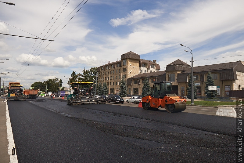 Реконструкцію проспекту Гагаріна завершать до Дня міста