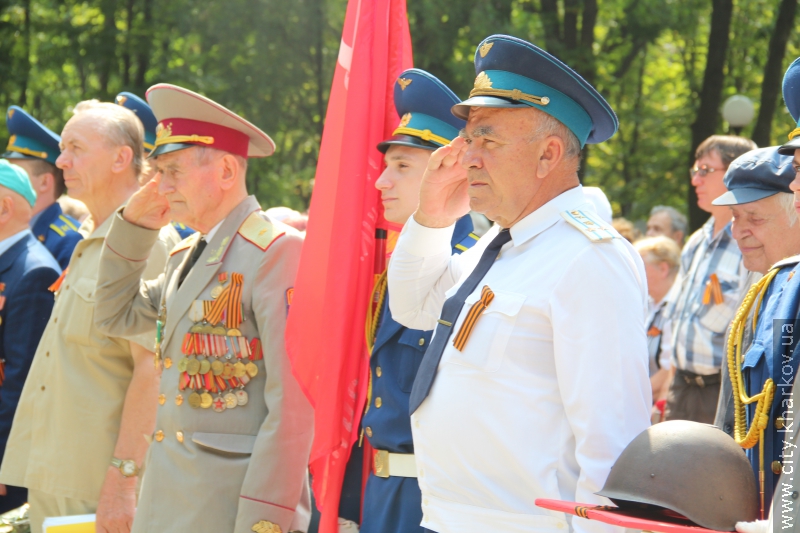 Ветерани Орджонікідзевського району прийняли естафету пам'яті